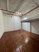 413-415 Vandervoort Ave, Brooklyn, NY en alquiler Foto del interior- Imagen 1 de 1