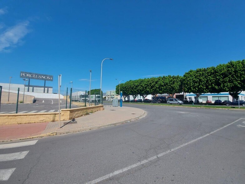 Terreno en El Ejido, Almería en venta - Foto del edificio - Imagen 3 de 4