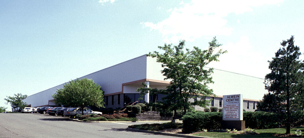 121 W Ethel Rd, Piscataway, NJ en alquiler - Foto del edificio - Imagen 2 de 4