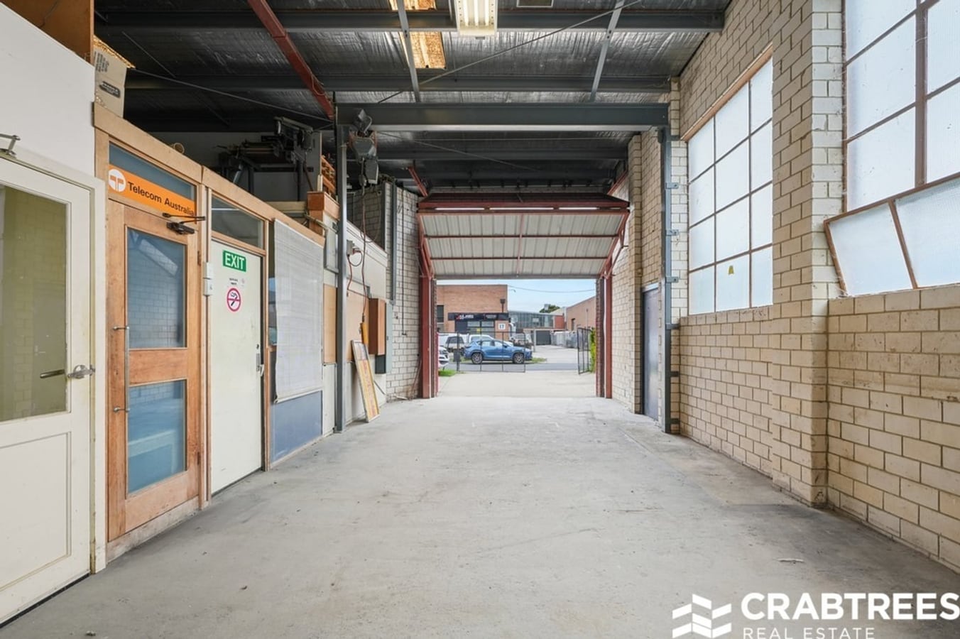 16-18 Libbett Ave, Clayton South, VIC 3169 - Unidad 1 -  - Foto del interior - Image 2 of 4