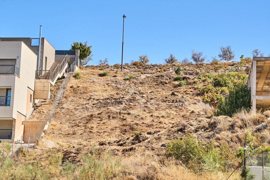 Terreno en La Zubia, Granada en venta - Foto del edificio - Imagen 2 de 8