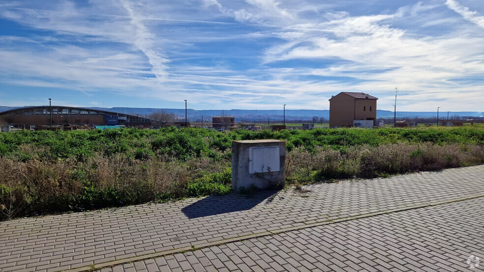 Terrenos en Marchamalo, Guadalajara en venta - Foto del edificio - Imagen 2 de 4