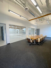 5870 W Jefferson Blvd, Los Angeles, CA en alquiler Foto del interior- Imagen 2 de 4