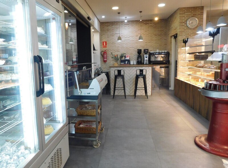 Local en València, Valencia en venta - Foto del edificio - Imagen 2 de 35