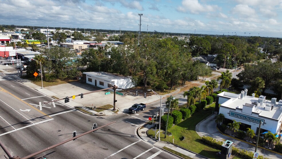 1000 N Washington Blvd, Sarasota, FL en venta - Foto del edificio - Imagen 3 de 8