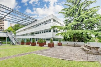 Más detalles de 4 Chemin Du Ruisseau, Écully - Oficina en alquiler