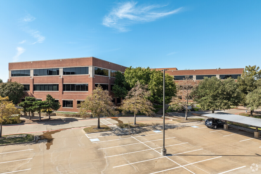 1801 Alma Dr, Plano, TX en alquiler - Foto del edificio - Imagen 3 de 32