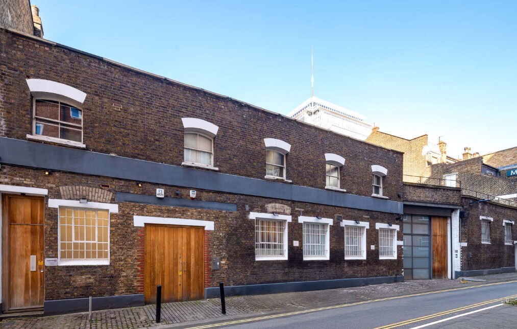 21 Conduit Pl, London en venta Foto del edificio- Imagen 1 de 2