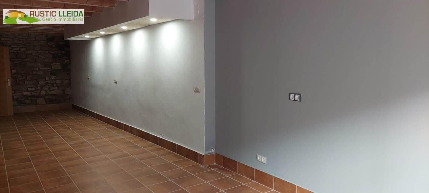 Tàrrega, LER 25300 - Unidad - - - Foto del interior - Image 2 of 3