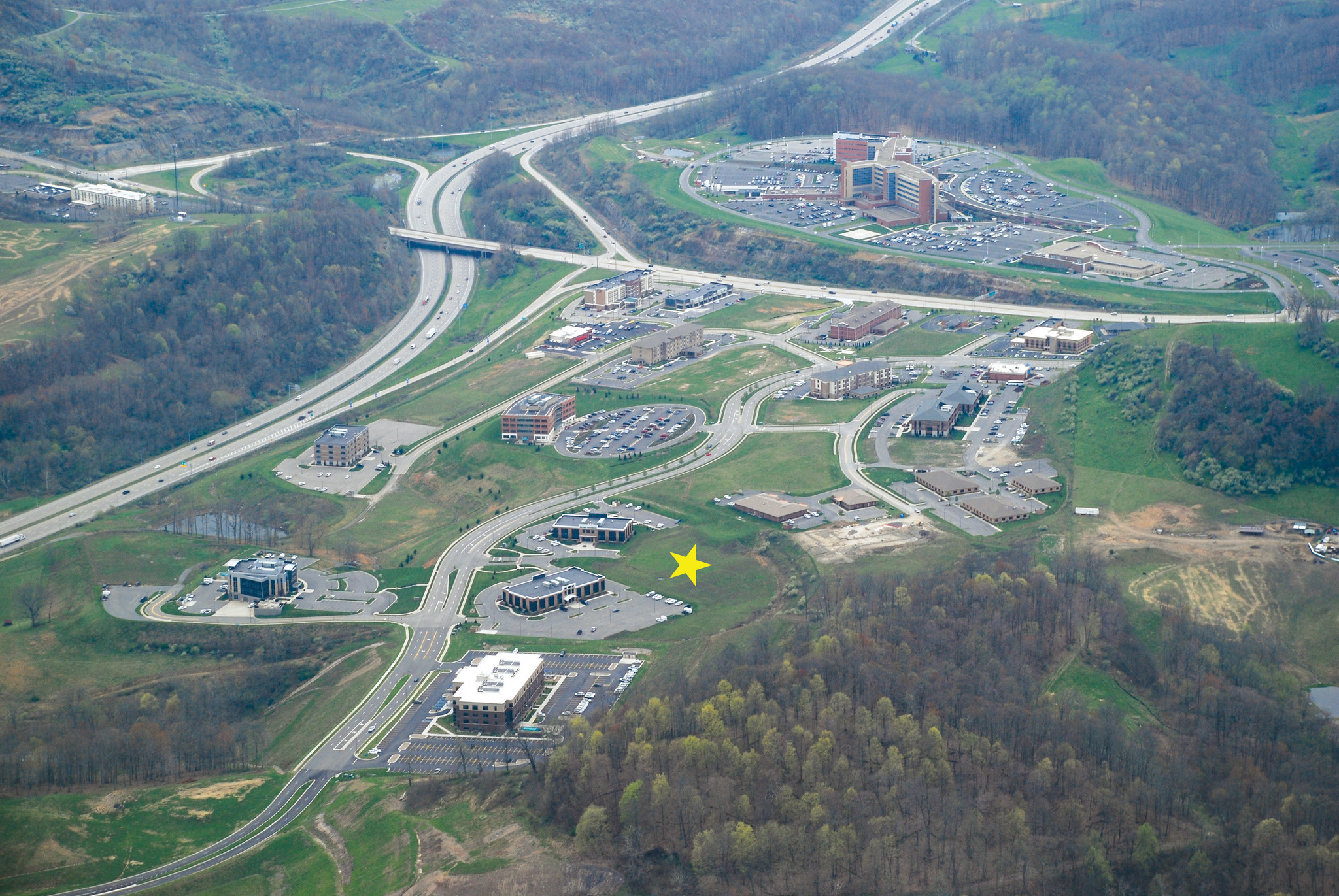 White Oaks Blvd, Bridgeport, WV en venta Foto principal- Imagen 1 de 5