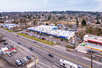 18010-18094 SE McLoughlin Blvd, Milwaukie, OR - VISTA AÉREA  vista de mapa