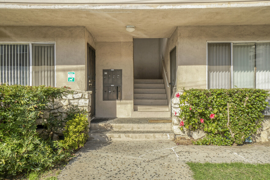 15445 Moorpark St, Sherman Oaks, CA en venta - Foto del edificio - Imagen 3 de 4