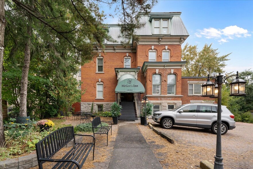 185 Daly Ave, Ottawa, ON en venta - Foto del edificio - Imagen 2 de 27