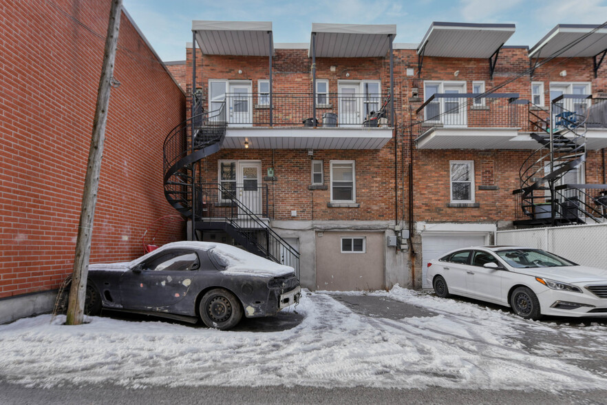 2710 Rue Sherbrooke E, Montréal, QC en venta - Foto del edificio - Imagen 2 de 17