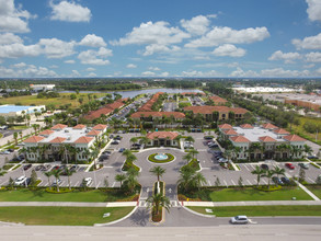 Lake Whitney Campus, Port Saint Lucie, FL - vista aérea  vista de mapa - Image1