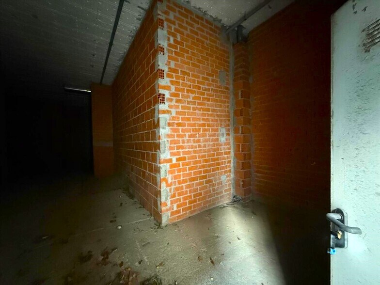 Local en Ponferrada en venta - Foto del edificio - Imagen 3 de 14