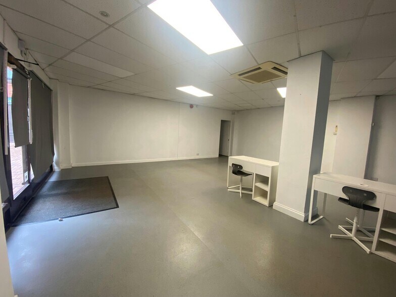 Maiden Ln, Reading en alquiler - Foto del edificio - Imagen 2 de 4