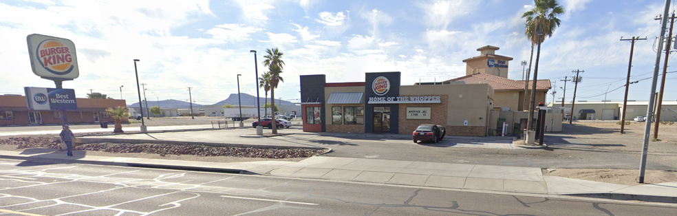 701 W Riverside Dr, Parker, AZ en alquiler - Foto del edificio - Imagen 3 de 7