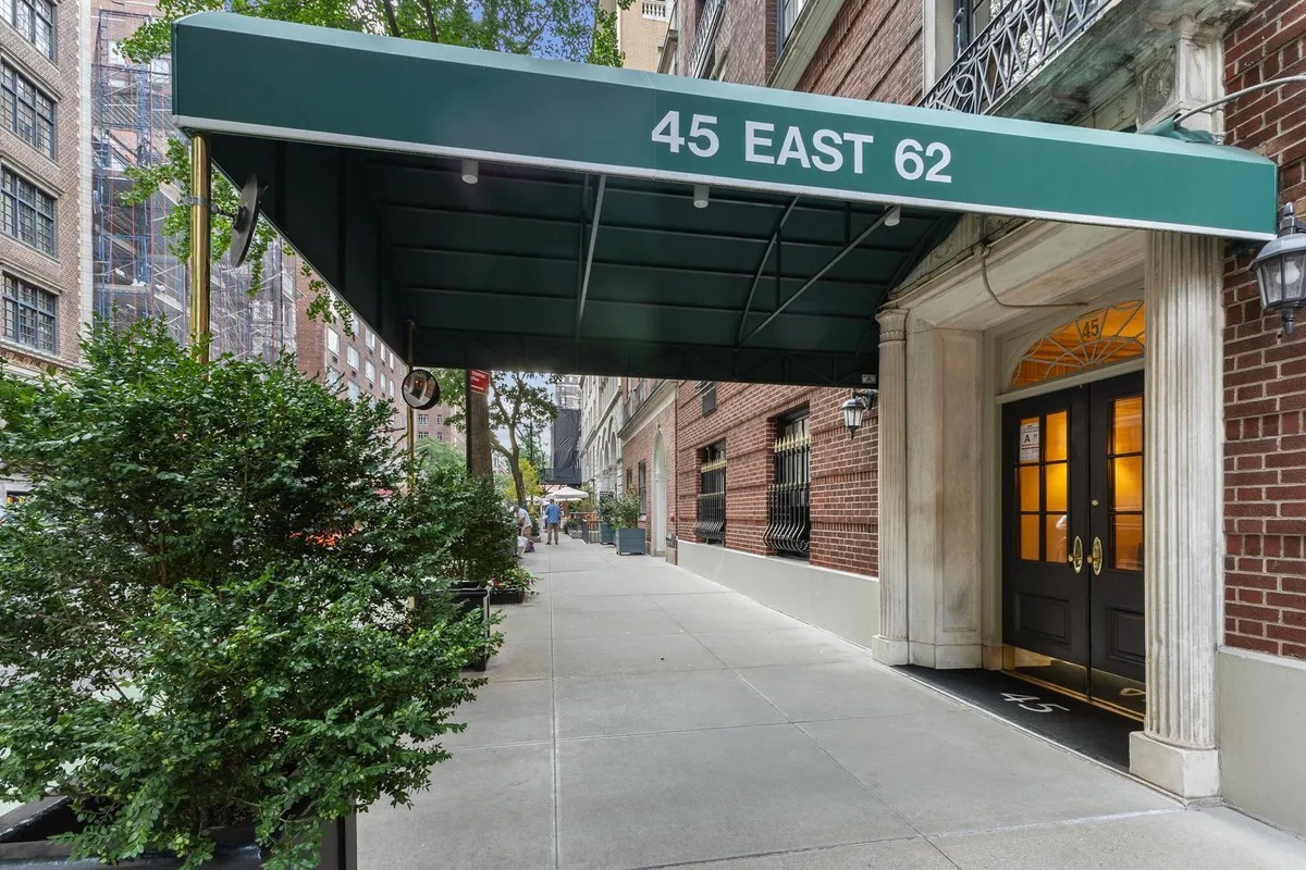 45 E 62nd St, New York, NY en venta Foto del edificio- Imagen 1 de 7