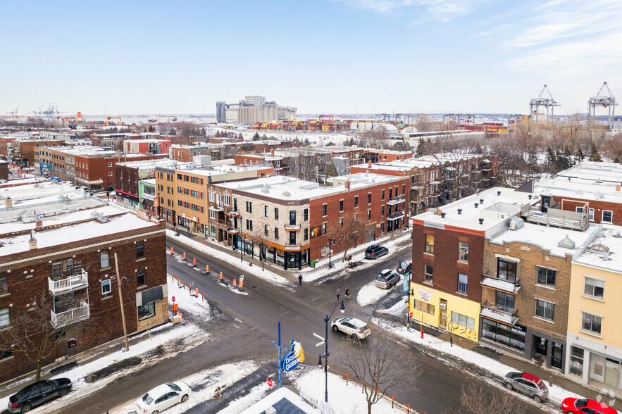 4550-4562 Rue Sainte-Catherine E, Montréal, QC en alquiler - Vista aérea - Imagen 2 de 3