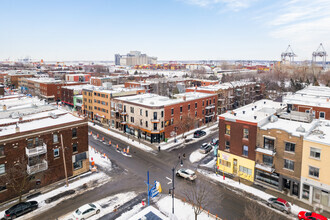 4550-4562 Rue Sainte-Catherine E, Montréal, QC - VISTA AÉREA  vista de mapa