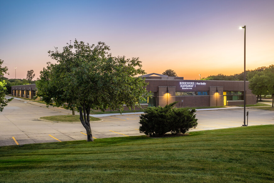 5500 Westown Pky, West Des Moines, IA en alquiler - Foto del edificio - Imagen 1 de 18