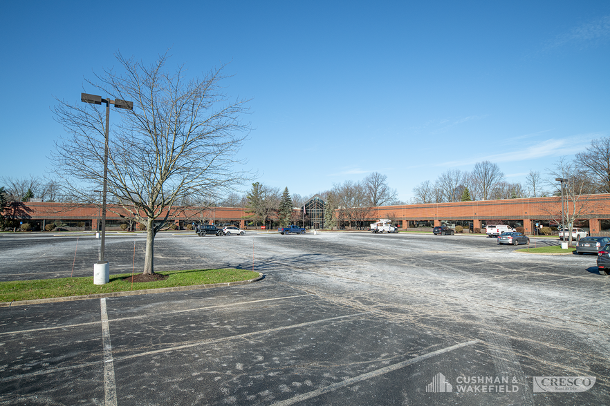 1000-3000 Apollo Dr, Brookpark, OH en alquiler - Foto del edificio - Imagen 2 de 18