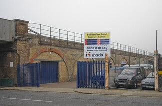 Más detalles de Bellenden Rd, London - Nave en alquiler