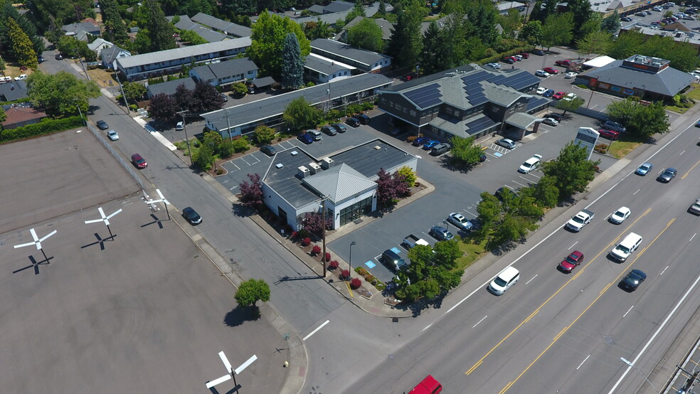 2710 Commercial St SE, Salem, OR en alquiler - Foto del edificio - Imagen 2 de 8