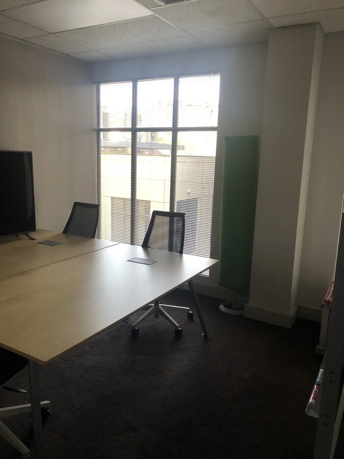 22 Saint Kilda Rd, St Kilda, VIC 3182 - Unidad 113 - - Foto del interior - Image 2 of 7