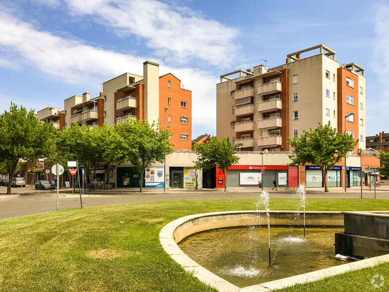 Avenida Juan Carlos i, 14, Alcalá De Henares, Madrid en alquiler - Foto del edificio - Imagen 3 de 3