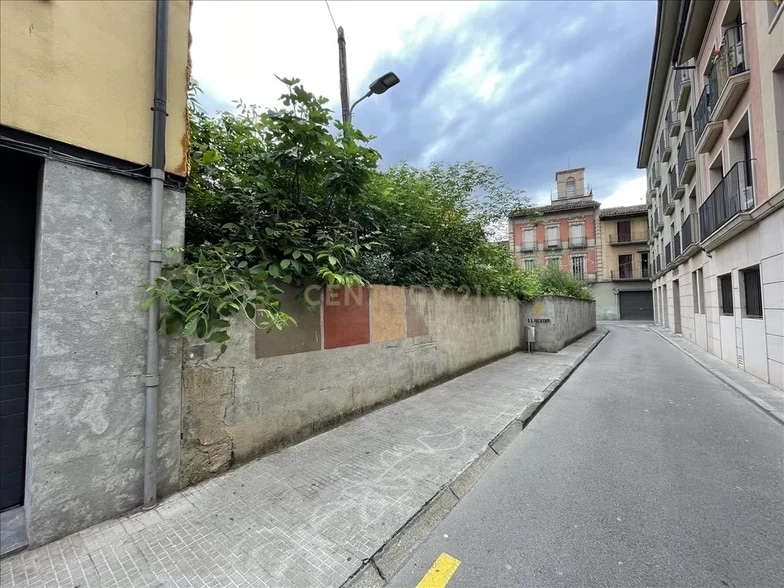 Carrer de la Horta d'en Font, 2, Manlleu, Barcelona en venta - Foto del edificio - Imagen 1 de 13