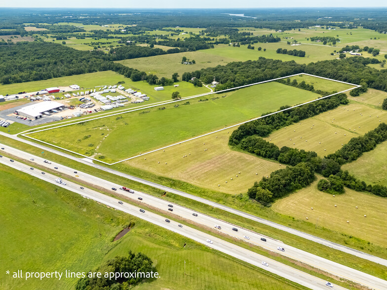 000 E Farm Road 104, Strafford, MO en venta - Vista aérea - Imagen 1 de 11