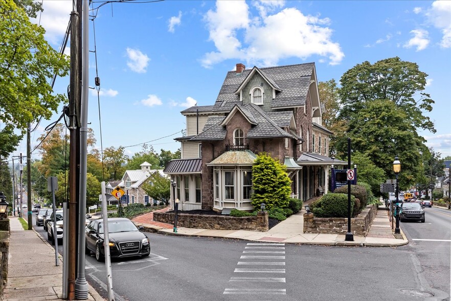 152 N Main St, Doylestown, PA en alquiler - Foto del edificio - Imagen 2 de 41