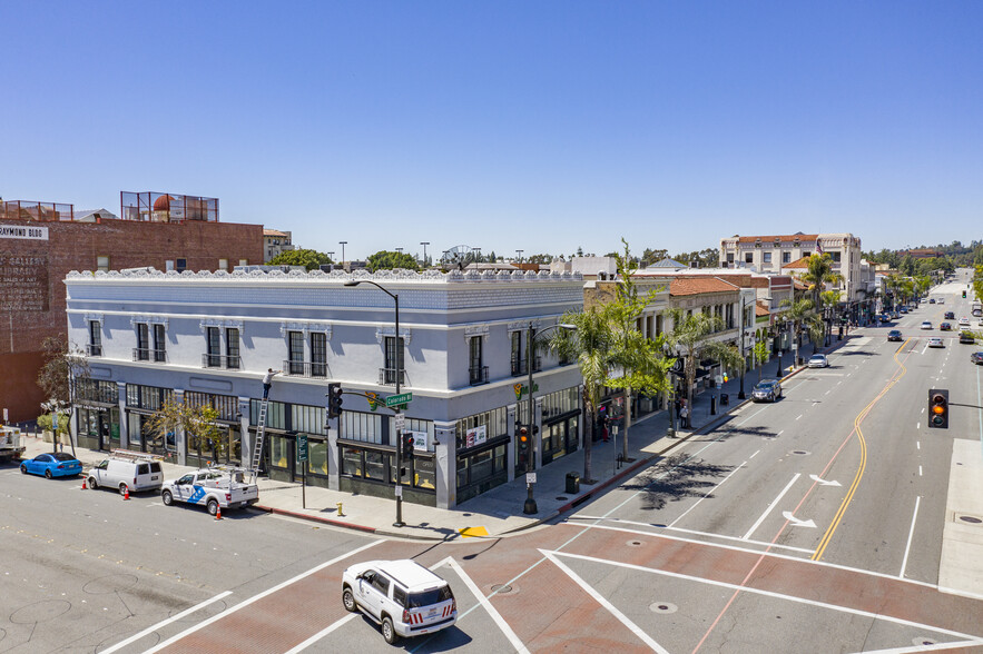 60-64 E Colorado Blvd, Pasadena, CA en alquiler - Foto del edificio - Imagen 1 de 6