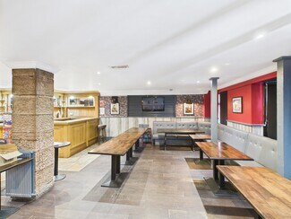 Más detalles de 8-10 Kirk Square, Arbroath - Local en alquiler