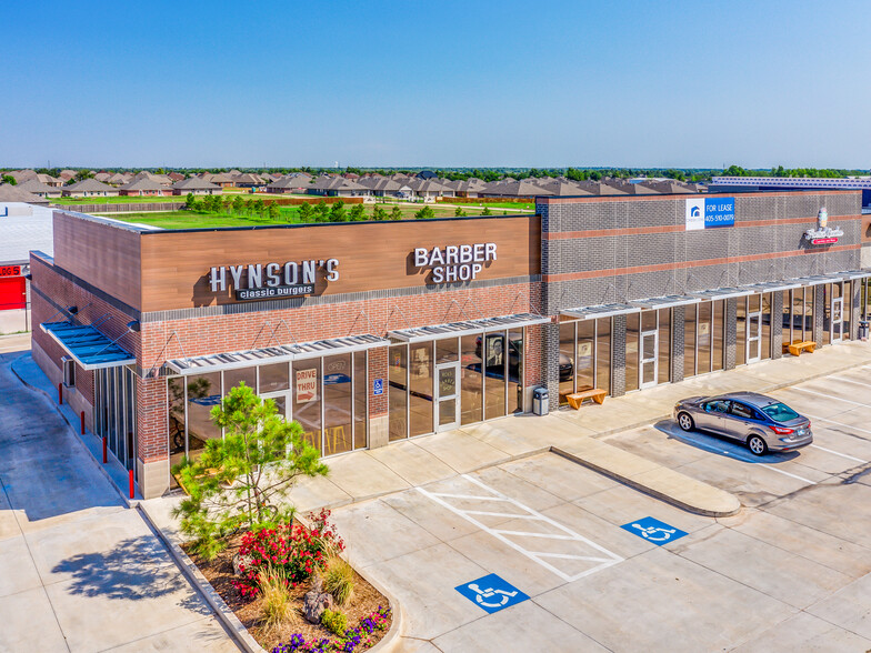 825 E Main St, Yukon, OK en alquiler - Foto del edificio - Imagen 1 de 12