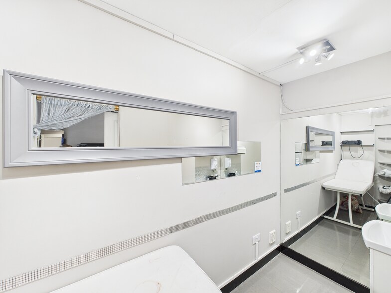 77 Dalblair Rd, Ayr en venta - Foto del interior - Imagen 3 de 3