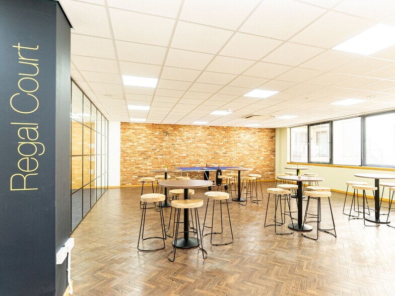 42-44 High St, Slough en alquiler - Foto del edificio - Imagen 3 de 27