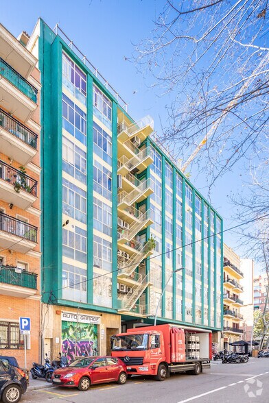 Carrer Joan d'Àustria, 95, Barcelona, Barcelona en alquiler - Foto del edificio - Imagen 3 de 5