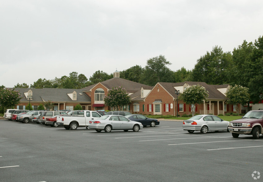 2010 Old Greenbrier Rd, Chesapeake, VA en alquiler - Foto del edificio - Imagen 2 de 6