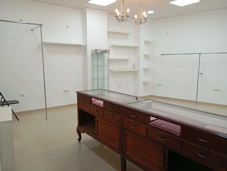 Local en Marchena, Sevilla en alquiler - Foto del interior - Imagen 3 de 9
