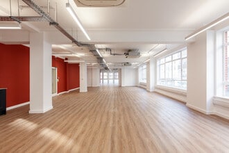 23-35 Great Titchfield St, London en alquiler Foto del edificio- Imagen 2 de 11