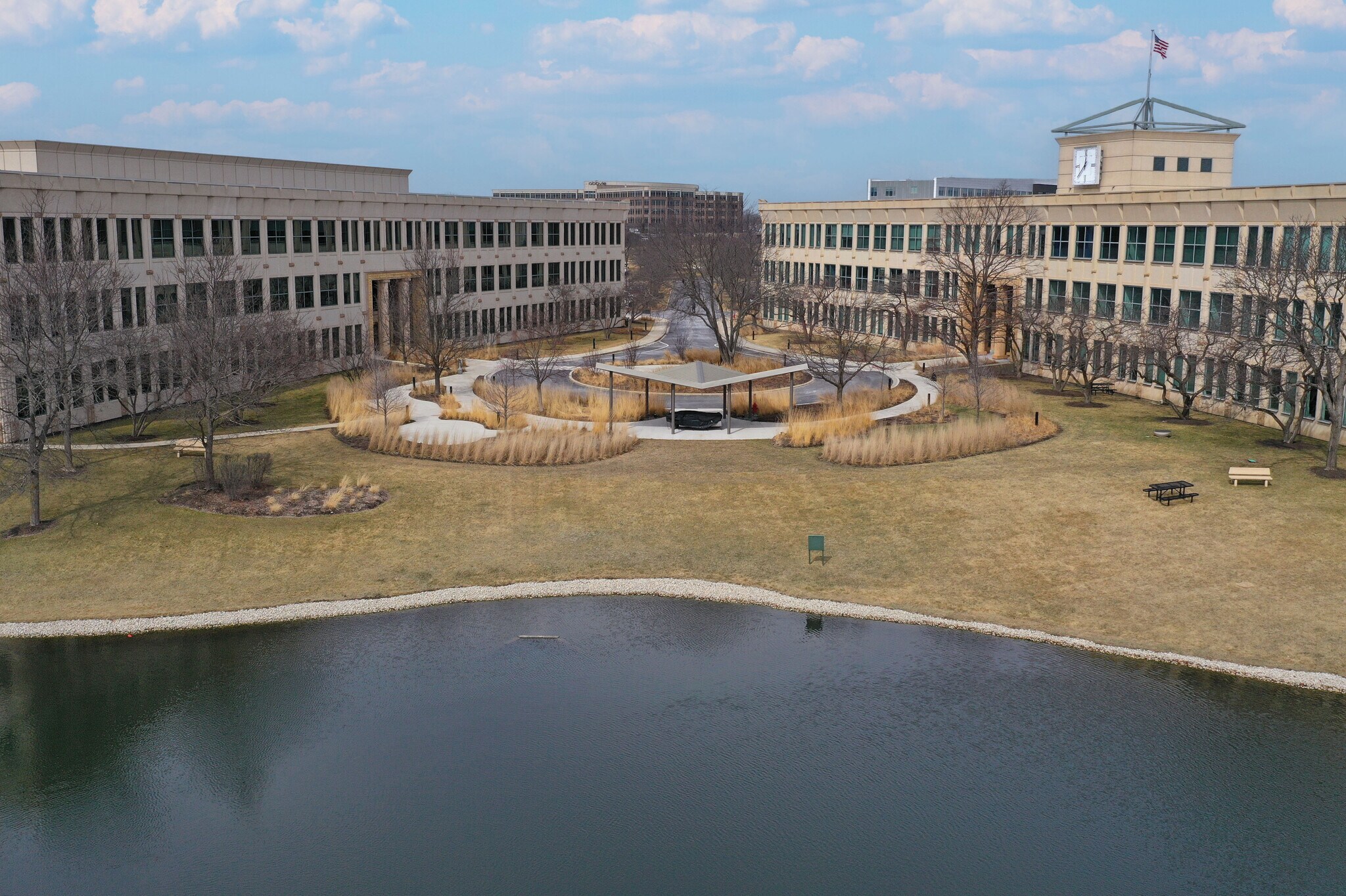 Conway Park Sale cartera de 2 inmuebles en venta en LoopNet.es Foto del edificio- Imagen 1 de 12