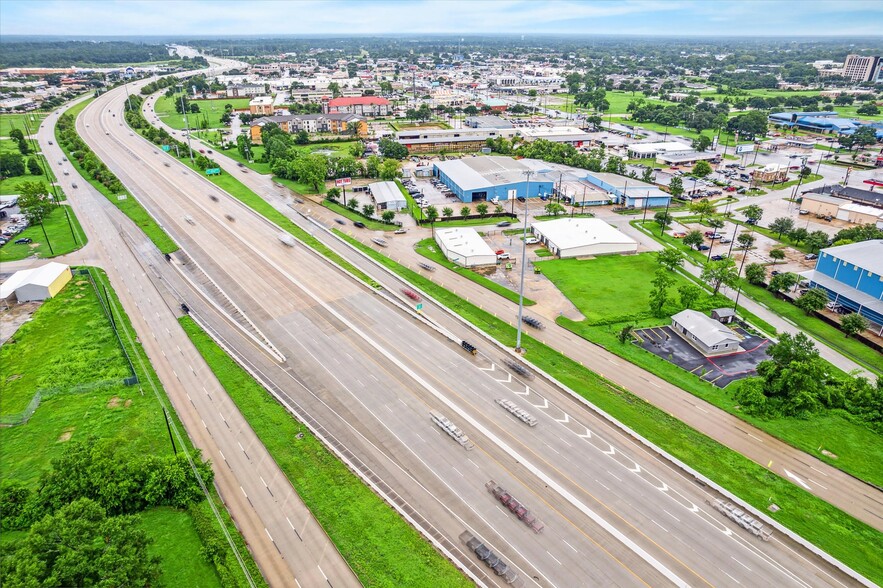 28011 High Meadow Rd, Tomball, TX en alquiler - Foto del edificio - Imagen 1 de 30