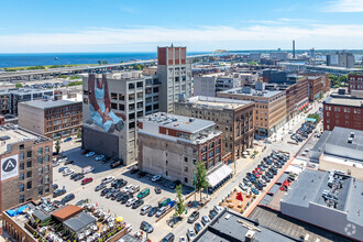 322 N Broadway, Milwaukee, WI - vista aérea  vista de mapa