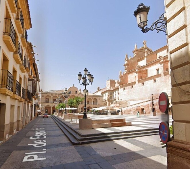 Local en Lorca en venta - Foto del edificio - Imagen 3 de 3