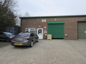 44 Bolney Gran, Bolney en venta Foto del edificio- Imagen 1 de 3