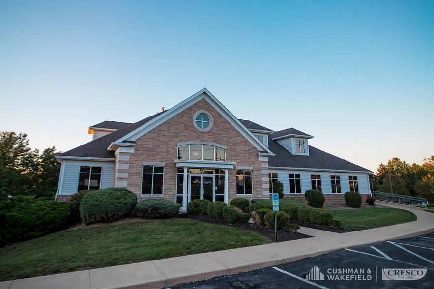 5445 Detroit Rd, Sheffield Lake, OH en venta - Foto del edificio - Imagen 1 de 4