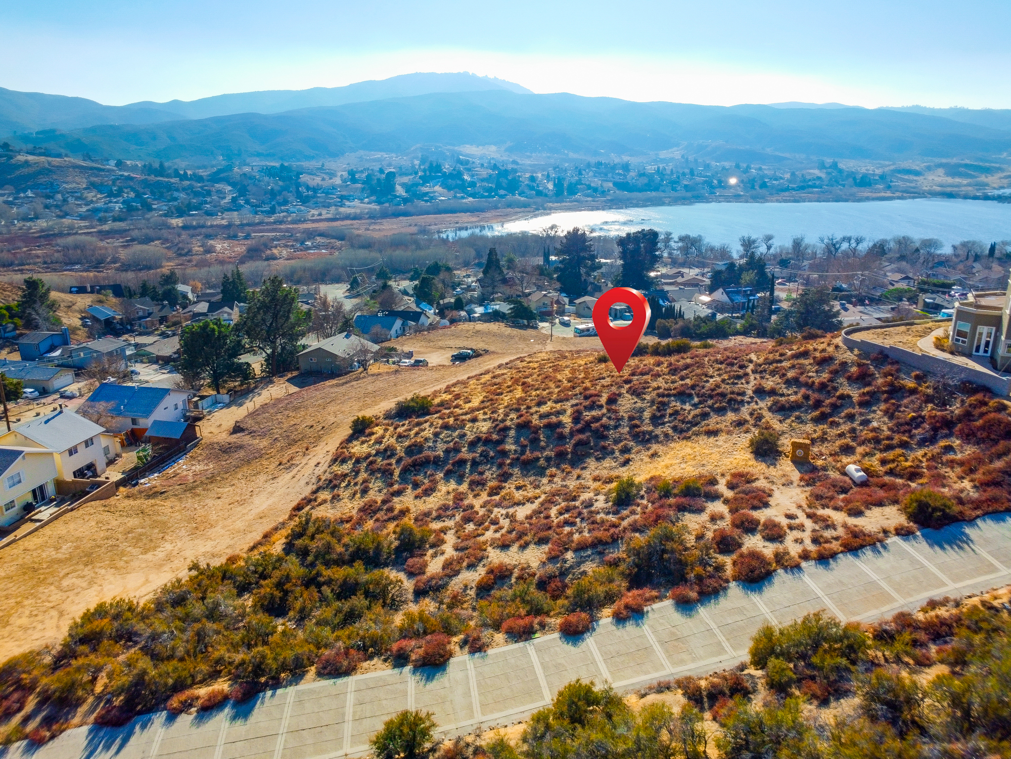 0 Gist Dr, Lake Hughes, CA en venta Foto principal- Imagen 1 de 11